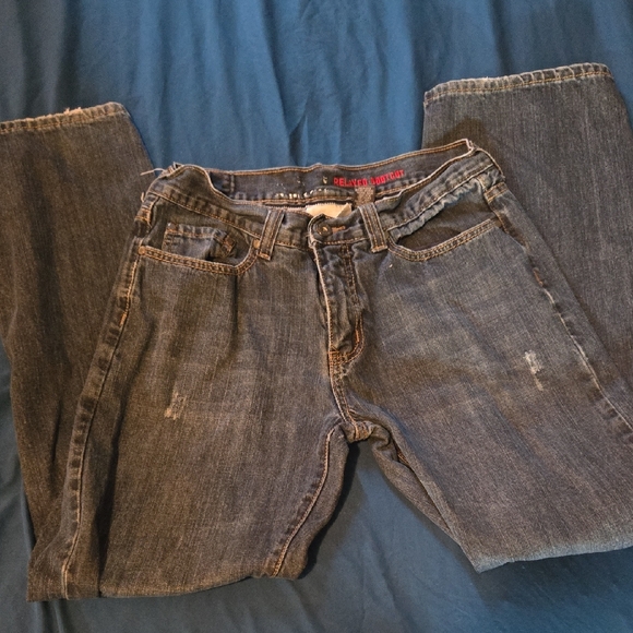 Urban Pipeline Relaxed Fit Blue Jeans - Picture 1 of 3